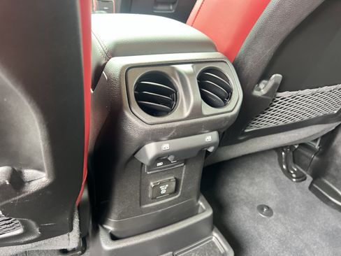 Used 2024 Jeep Wrangler Unlimited Rubicon 392 AWD/4WD image 31