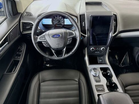 Used 2021 Ford Edge SEL FWD image 3