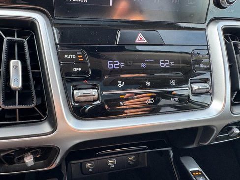 Used 2021 Kia Sorento S w/ Panoramic Sunroof Package FWD image 20