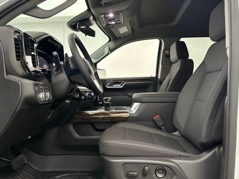 New 2026 GMC Sierra 1500 Elevation image 15