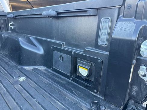 Used 2020 Toyota Tacoma TRD Sport image 36