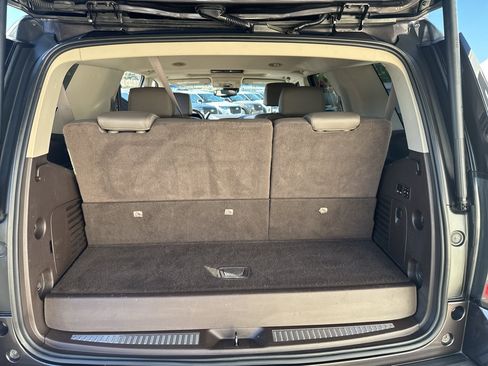 Used 2016 GMC Yukon Denali w/ Open Road Package AWD/4WD image 18
