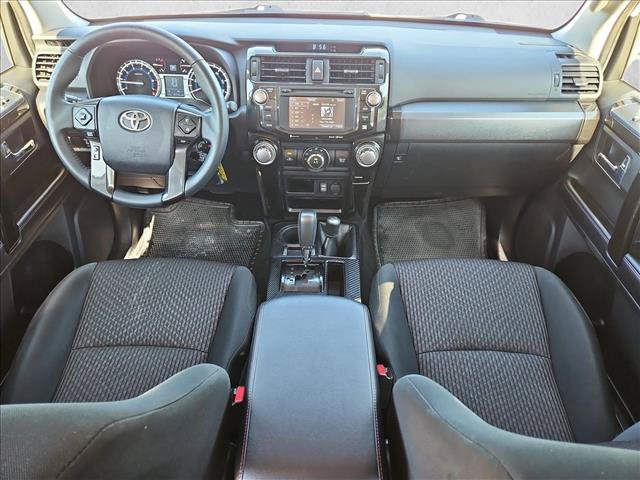 Used 2018 Toyota 4Runner TRD Off-Road AWD/4WD image 18
