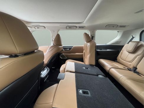 Certified 2025 INFINITI QX80 Sensory w/ Exterior Package AWD/4WD image 24