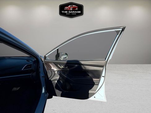 Used 2018 Subaru Crosstrek 2.0i Limited image 32