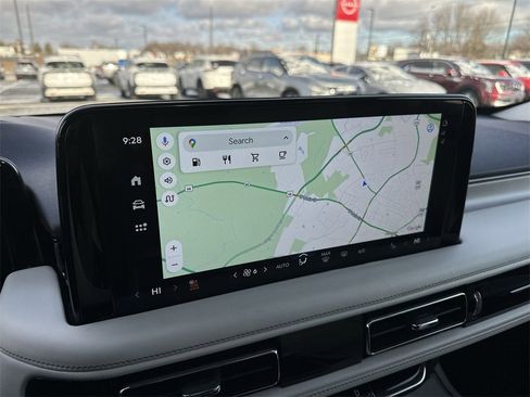 Used 2025 Lincoln Aviator Reserve image 18