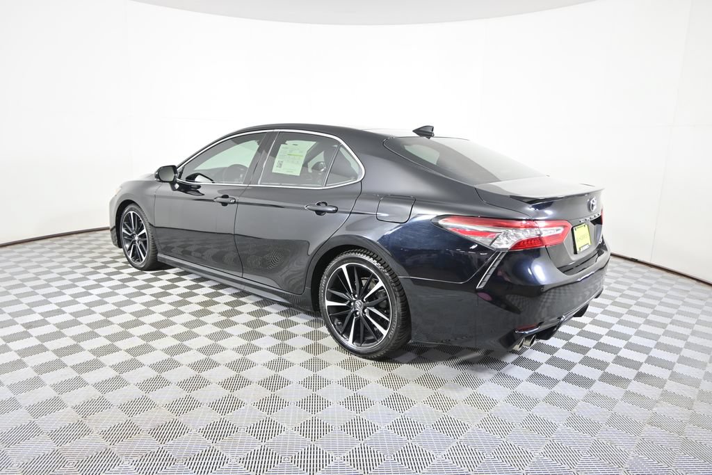 Used 2018 Toyota Camry XSE w/ Driver Assist Package FWD image 4