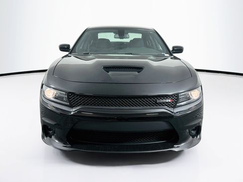 Used 2022 Dodge Charger R/T RWD image 2