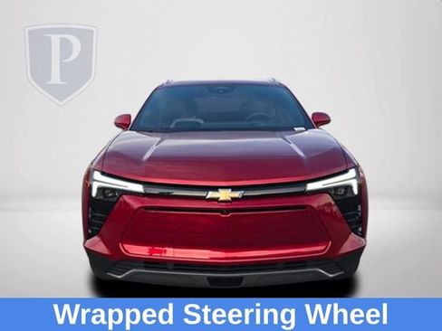 Used 2025 Chevrolet Blazer EV LT image 12