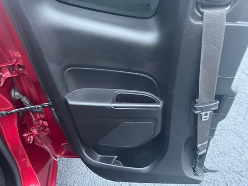 Used 2017 GMC Canyon SLE w/ SLE Convenience Package image 21