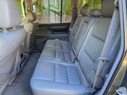 Used 1998 Toyota Land Cruiser w/ Leather Trim Pkg AWD/4WD image 10
