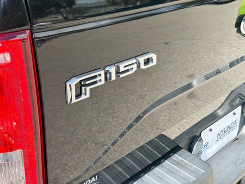 Used 2017 Ford F150 XLT w/ Equipment Group 302A Luxury image 11