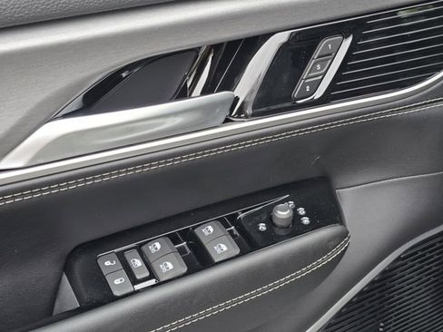 New 2025 Jeep Wagoneer Series III w/ Quick Order Package 25C Super image 39