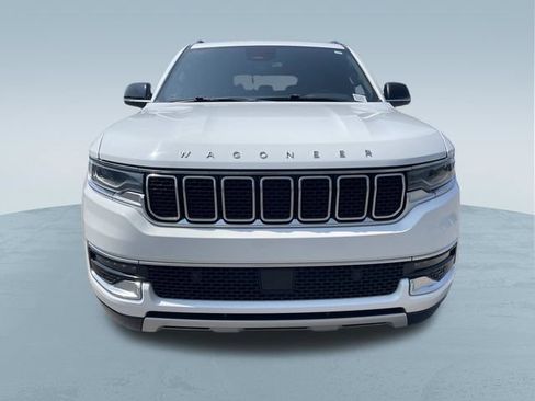 Used 2024 Jeep Wagoneer L Series II RWD image 10