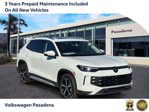 New 2026 Volkswagen Tiguan SE FWD image 1