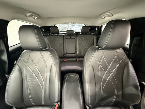 New 2025 Ford Mustang Mach-E Select image 27