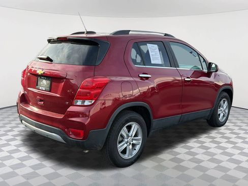 Used 2019 Chevrolet Trax LT w/ LT Convenience Package image 5
