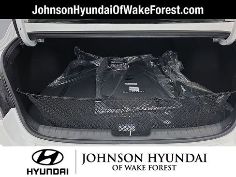 New 2026 Hyundai Elantra SE FWD image 24