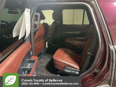 Used 2024 Ford Expedition Limited image 22