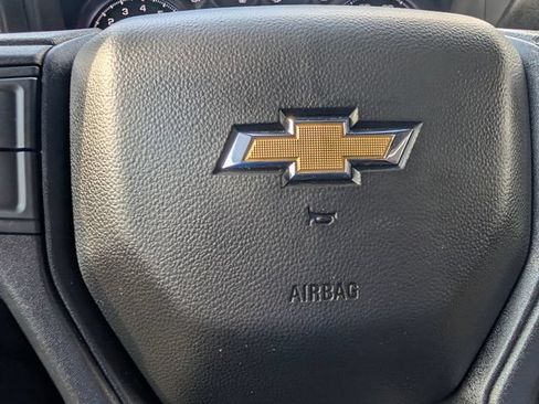 Used 2023 Chevrolet Silverado 1500 Custom AWD/4WD image 19