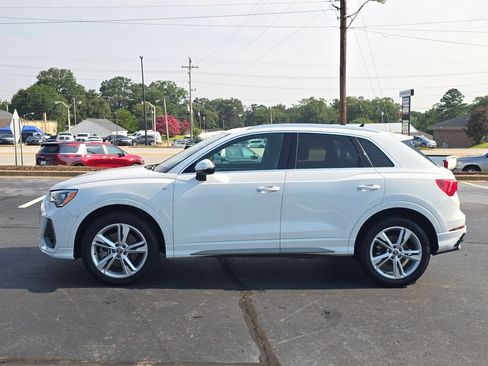 Used 2021 Audi Q3 2.0T Premium AWD/4WD image 6