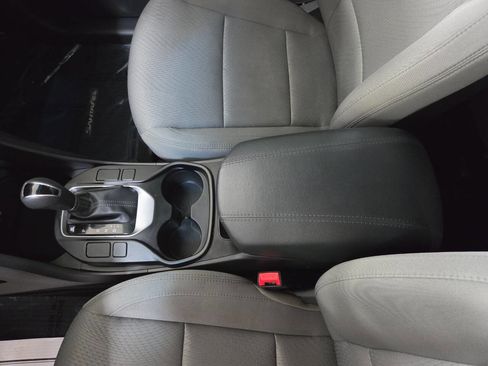 Used 2017 Hyundai Santa Fe Sport image 17