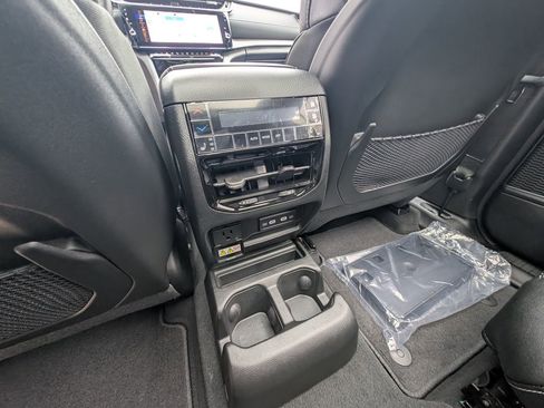 New 2026 Jeep Grand Cherokee L Limited AWD/4WD image 49