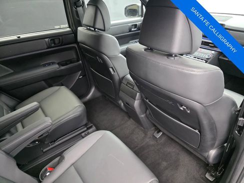 Used 2025 Hyundai Santa Fe Calligraphy FWD image 29