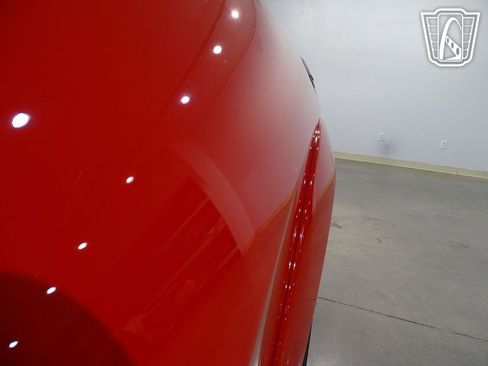 Used 2019 Dodge Challenger SRT Hellcat Redeye image 38