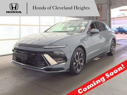 Used 2025 Hyundai Sonata SEL FWD image 1