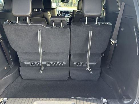 New 2026 Chrysler Pacifica Select image 28