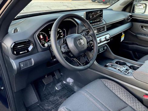 New 2025 Honda Pilot Sport image 9