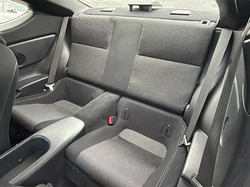 Used 2017 Toyota 86 image 16