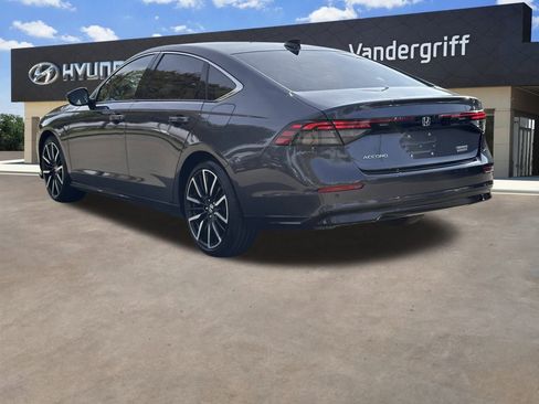 Used 2024 Honda Accord Touring image 8