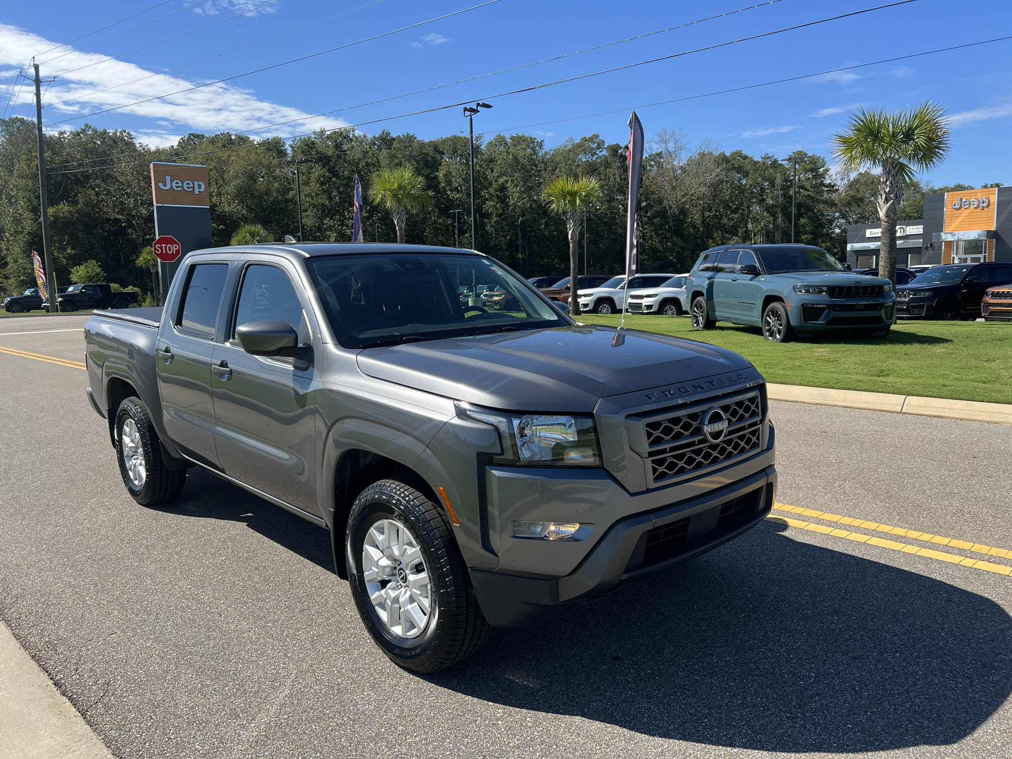 Used 2019 Nissan Titan PRO-4X w/ Pro-4x Convenience Package AWD/4WD image 1