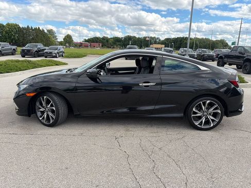 Used 2020 Honda Civic Touring image 4