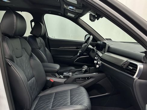 Used 2025 Kia Telluride SX Prestige X-Line image 19