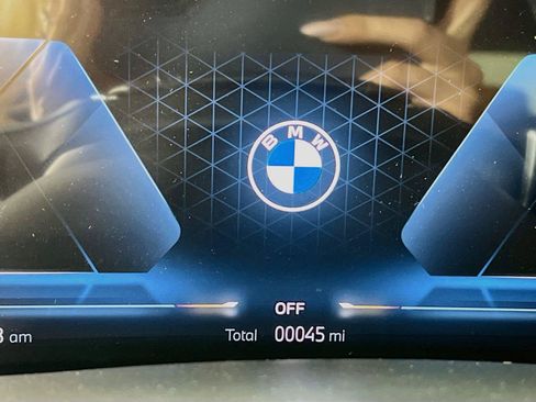 New 2026 BMW X5 xDrive40i w/ Parking Assistance Package AWD/4WD image 13