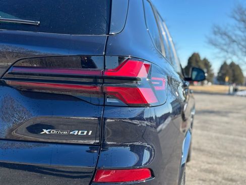 New 2026 BMW X5 xDrive40i w/ M Sport Package AWD/4WD image 12