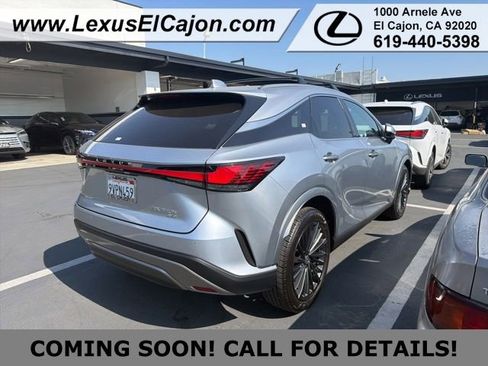 Used 2025 Lexus RX 350h w/ Convenience Package AWD/4WD image 4