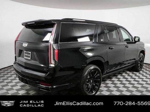 Used 2024 Cadillac Escalade ESV Sport Platinum w/ LPO, ONYX Package image 3