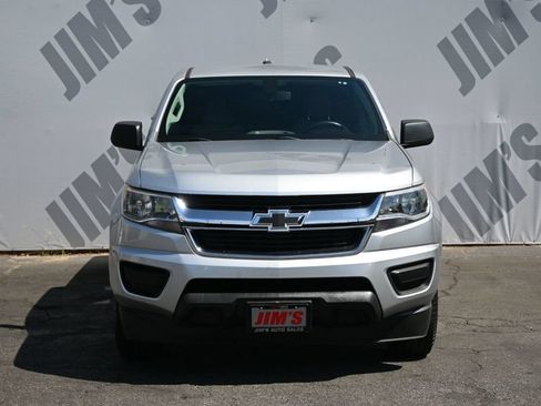 Used 2020 Chevrolet Colorado W/T RWD image 2