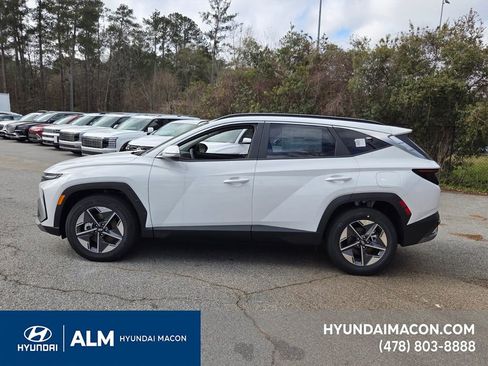 New 2026 Hyundai Tucson SEL image 2