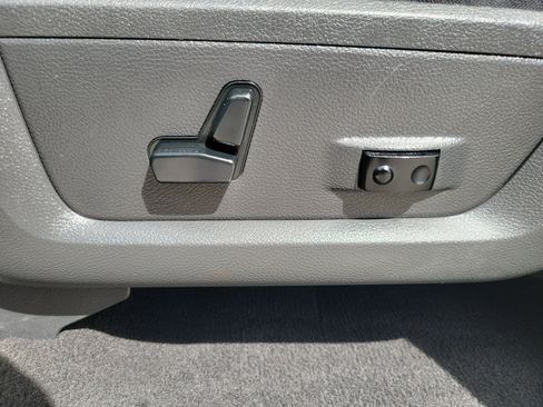 Used 2012 RAM 1500 Big Horn RWD image 11