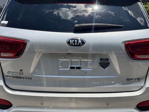 Used 2019 Kia Sorento EX w/ EX Touring Package FWD image 10