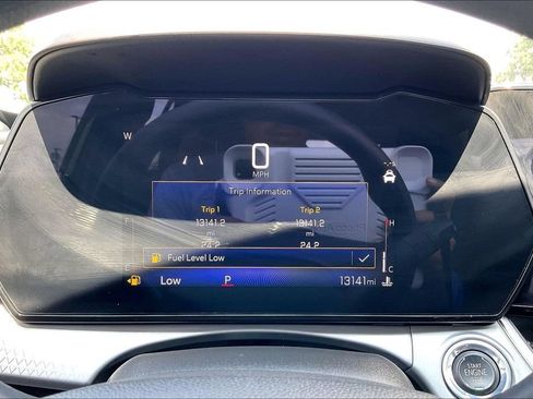 Used 2025 Chevrolet Trax LT FWD image 12