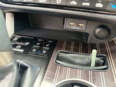 Used 2021 Lexus RX 350 FWD w/ Luxury Package image 24