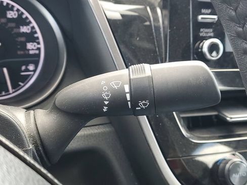 Used 2024 Toyota Camry SE FWD image 19