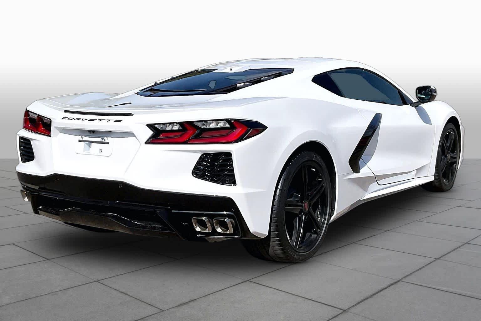 Used 2026 Chevrolet Corvette Stingray Preferred Cpe RWD image 12