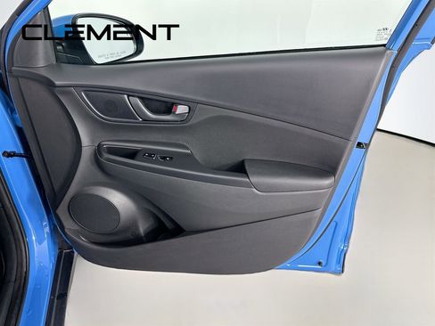 Used 2022 Hyundai Kona SEL image 33